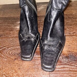 Black leather Nine West Cowgirl boots